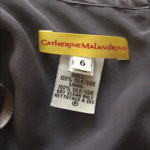 Woman’s silk top - Picture 2 of 4